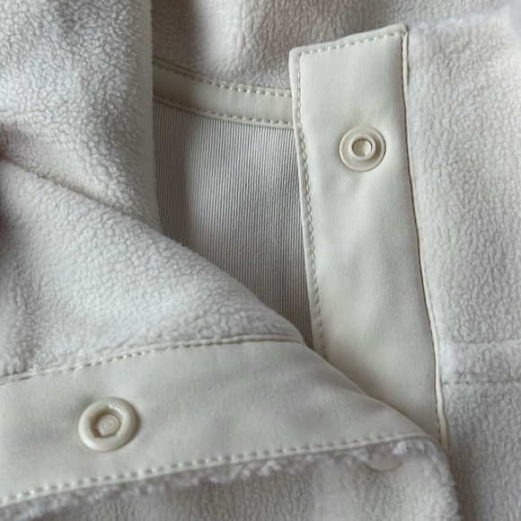 32 Degrees HEAT sweater - Picture 9 of 10